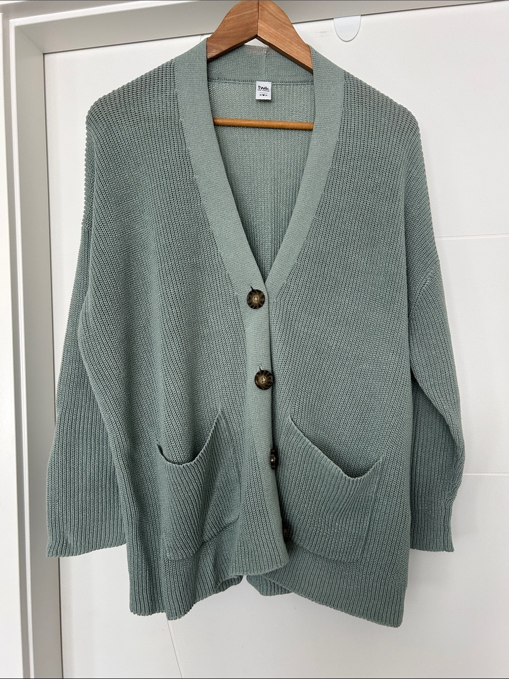 Simons Sage Green Button-Front Women's Cardigan